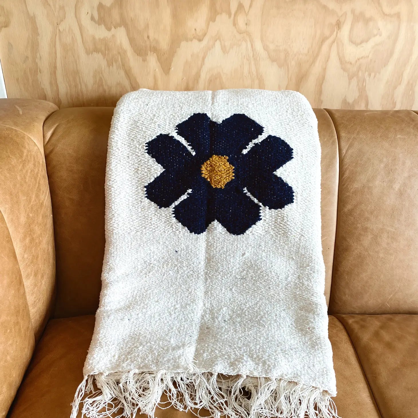 Flora Marineblau & Gold Schwergewicht Werfen Blumendecken von Sundream