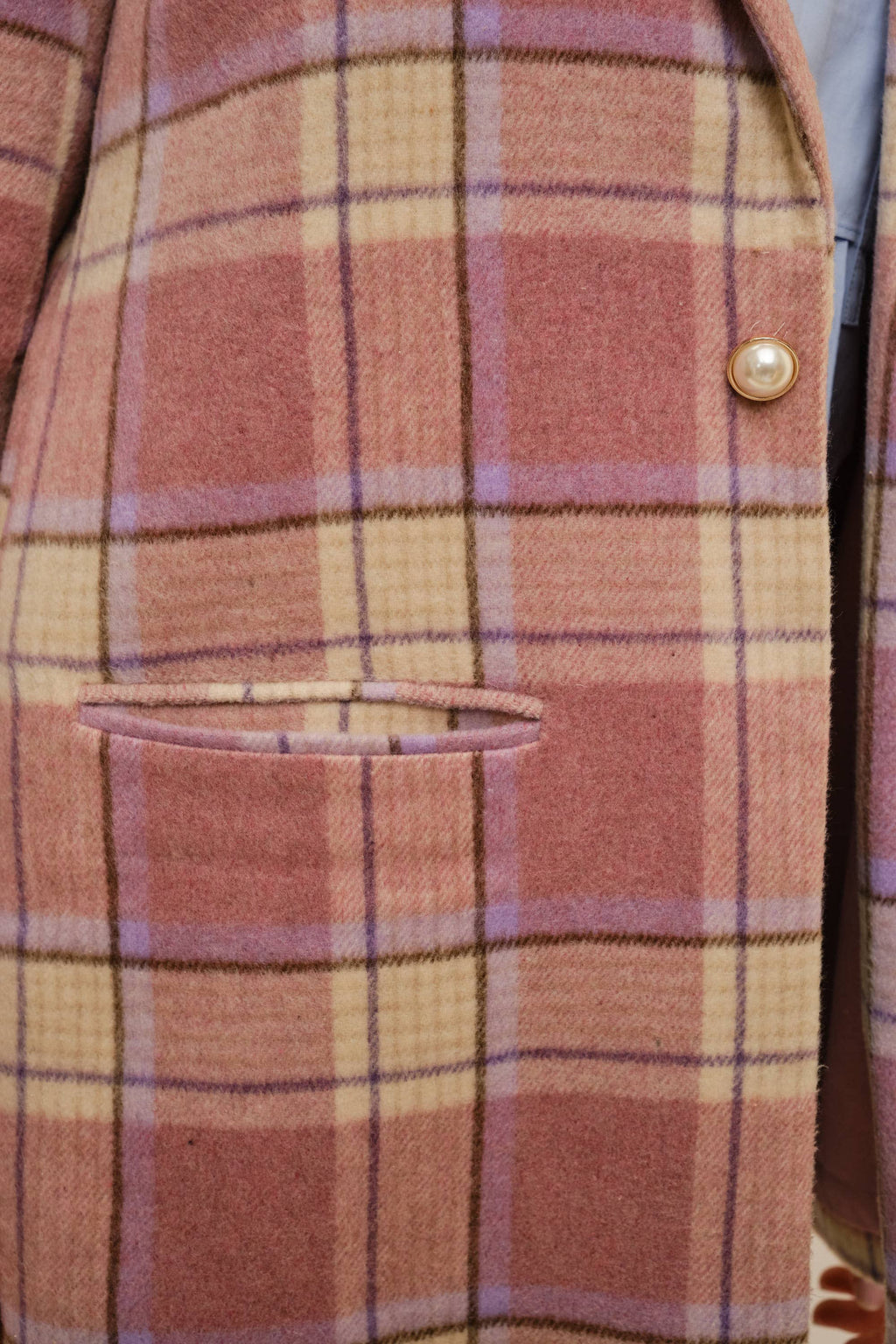 Plaid Perle Button Blazer