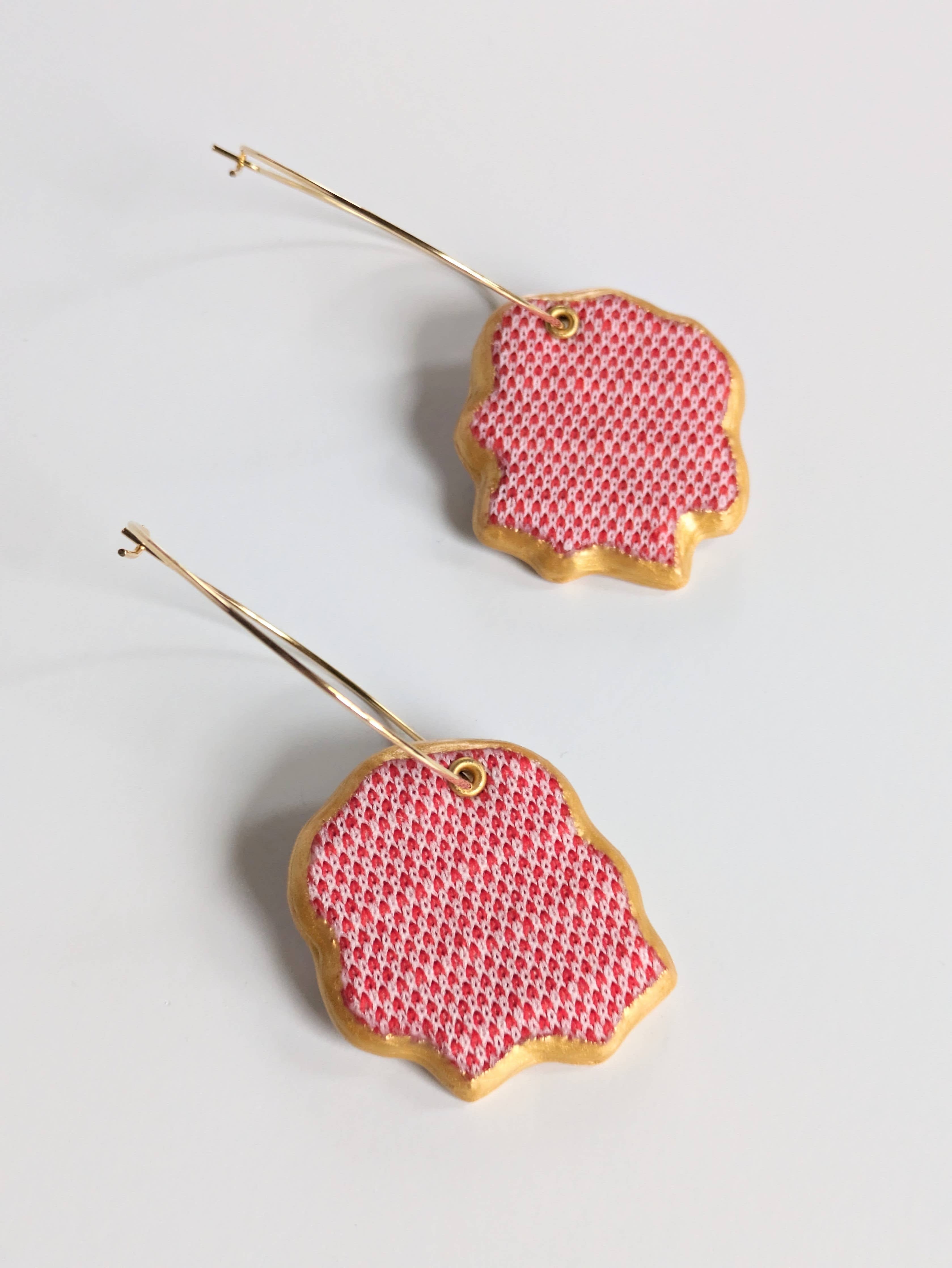 Scarlett Hoop Earring von Katie Lynne