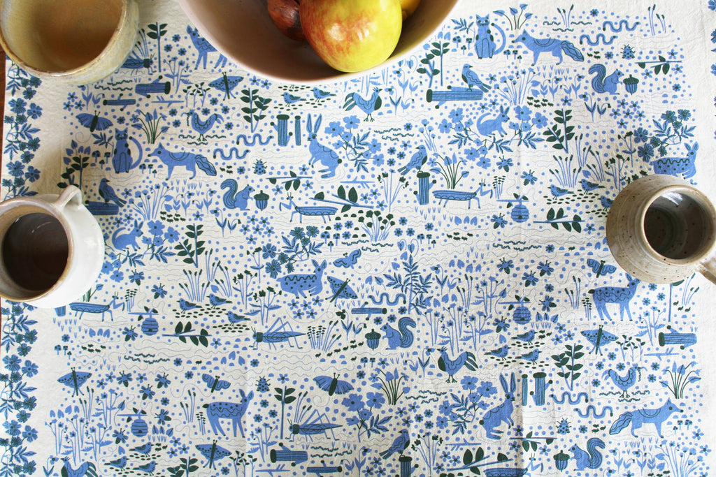 Garden Friends Art Teetuch von Leah Duncan
