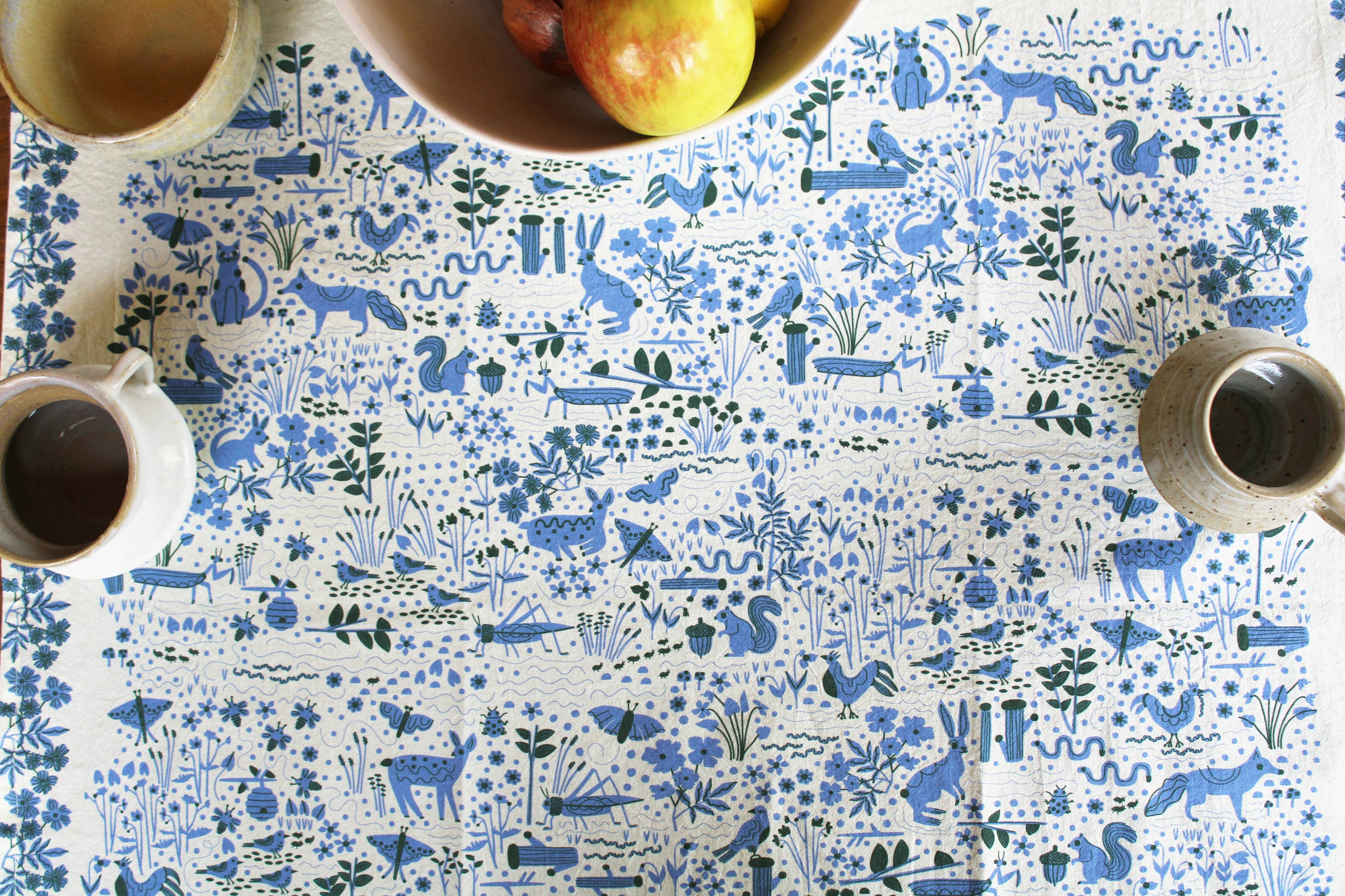 Garden Friends Art Teetuch von Leah Duncan
