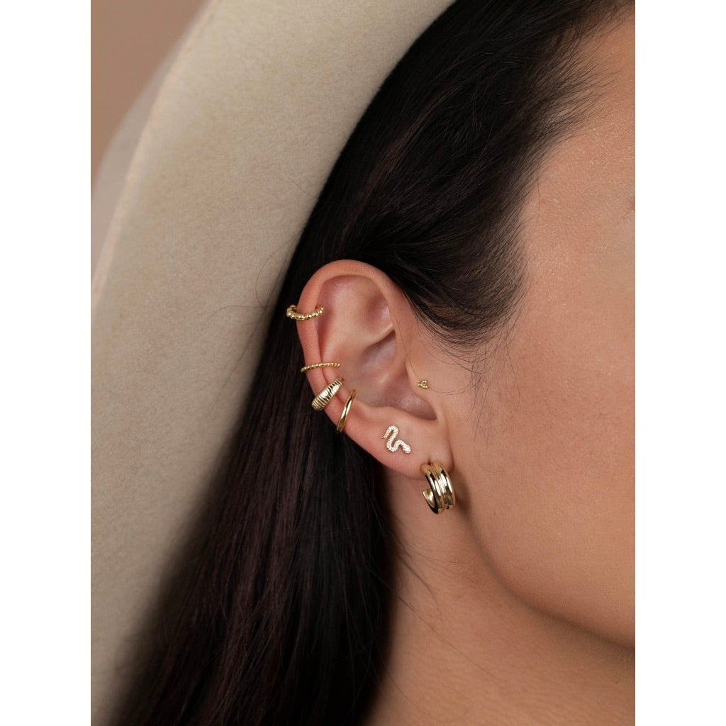 Pavé Stud Snake Ohrringe von JaxKelly