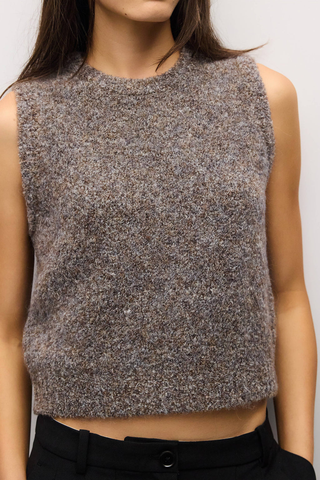 The Skyla Top | Boucle Knit Sweater Vest von Mod Ref
