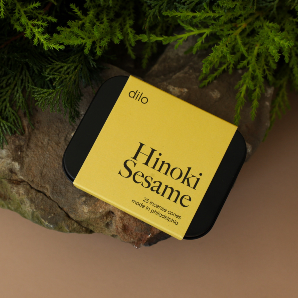 Hinoki Sesame Incense Cones von Dilo