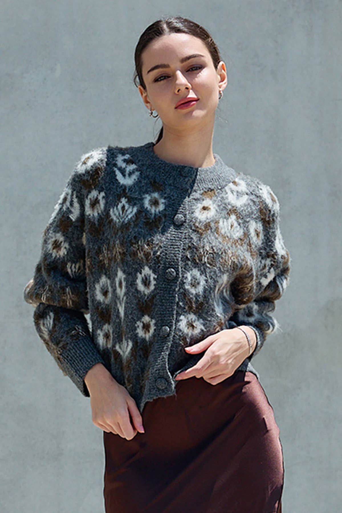 Fuzzy Nordic Blumen Diamond Knit Cardigan