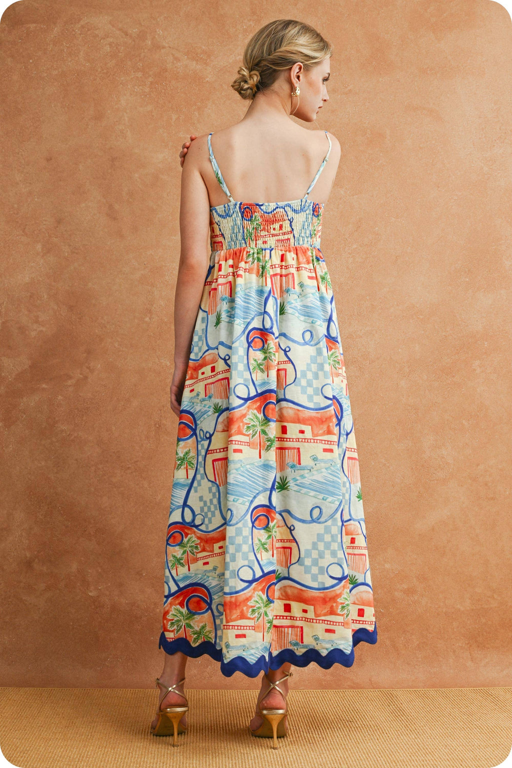 Riviera Dream Scalloped Ärmellos Midi Kleid