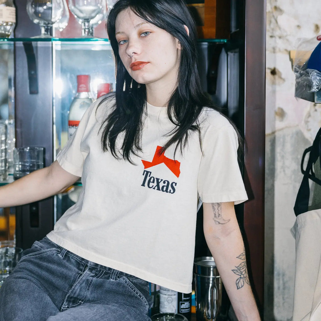 Texas ICON Crop Top T-Shirt in Elfenbein