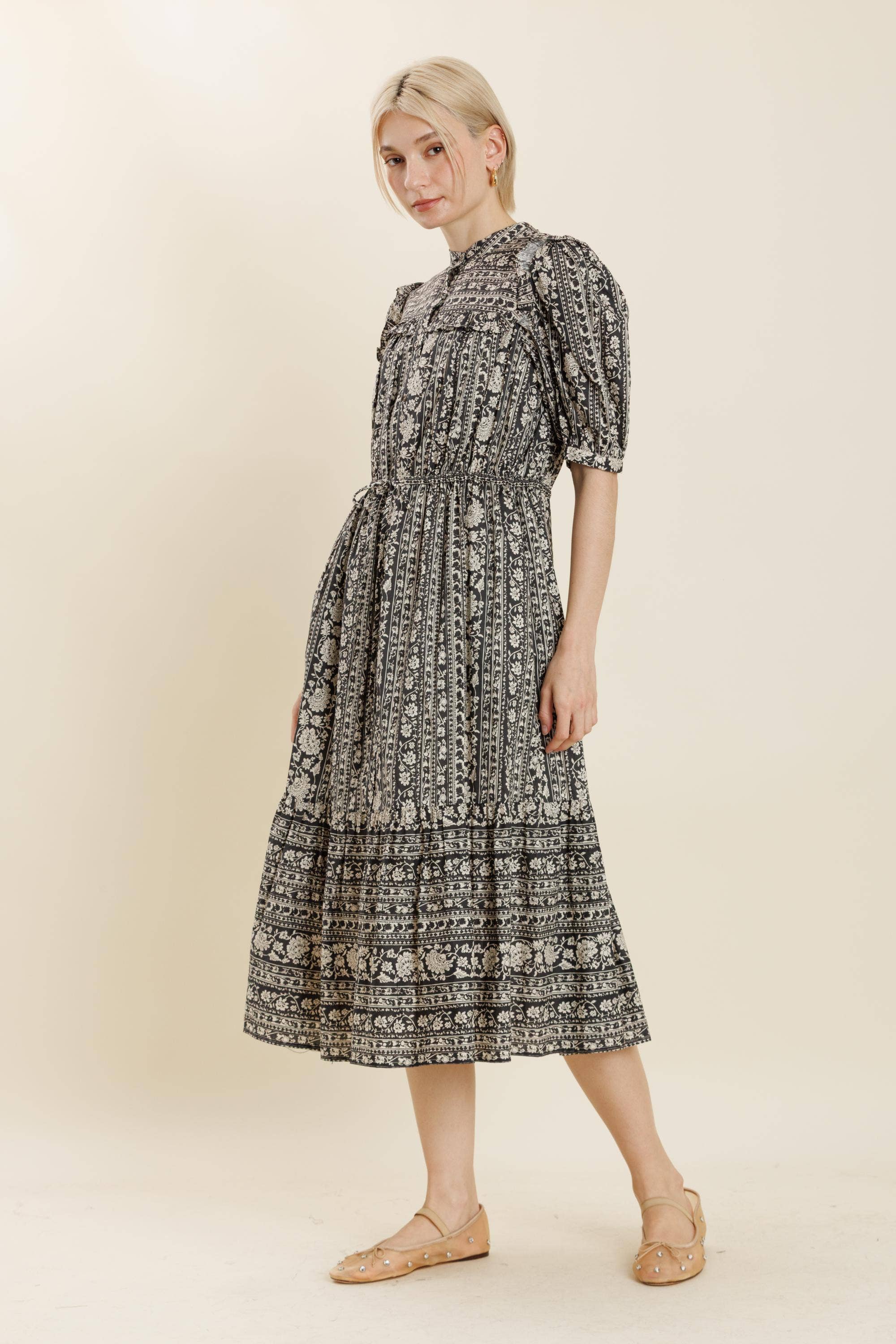 Blumen Ruffle Midi Kleid