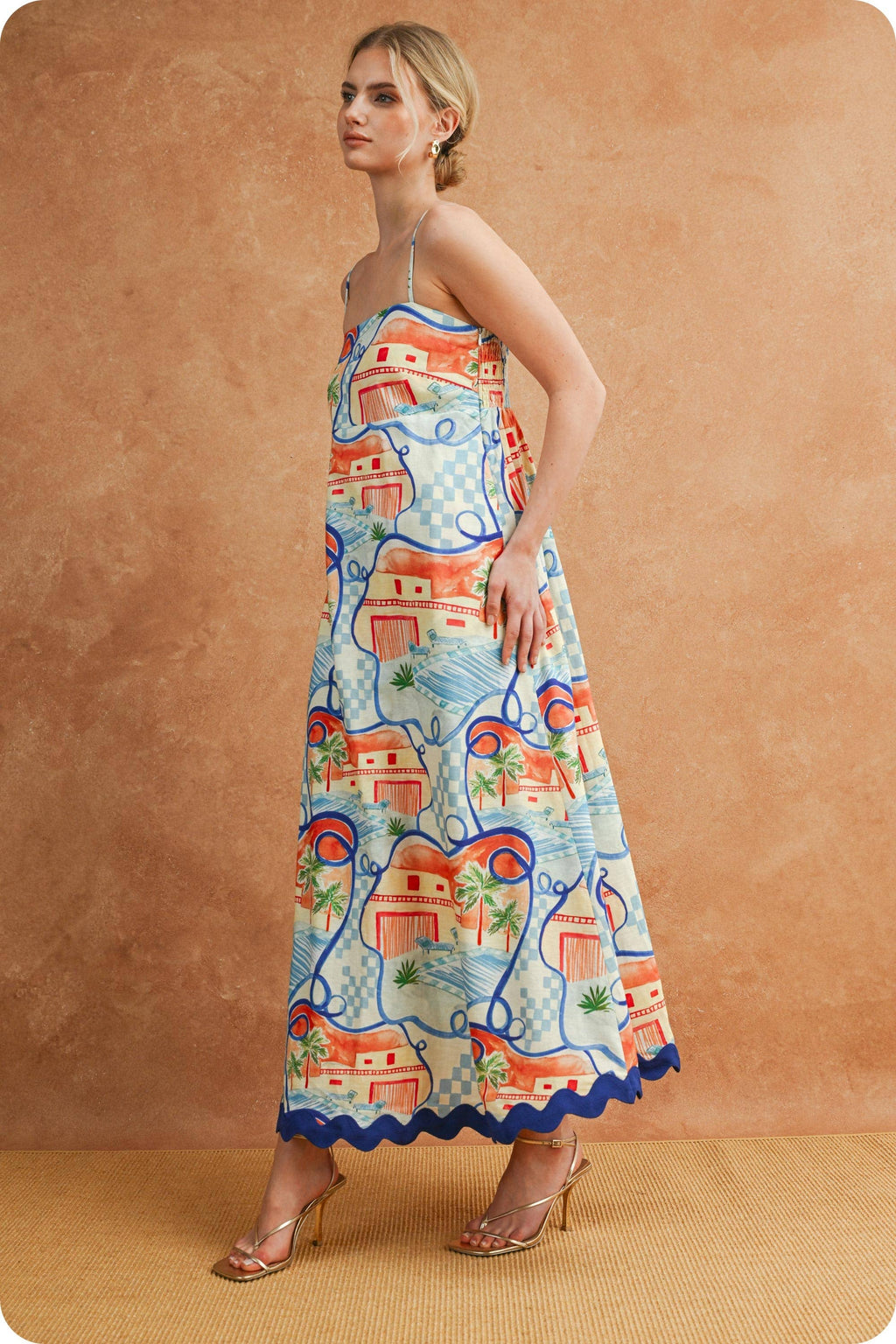 Riviera Dream Scalloped Ärmellos Midi Kleid