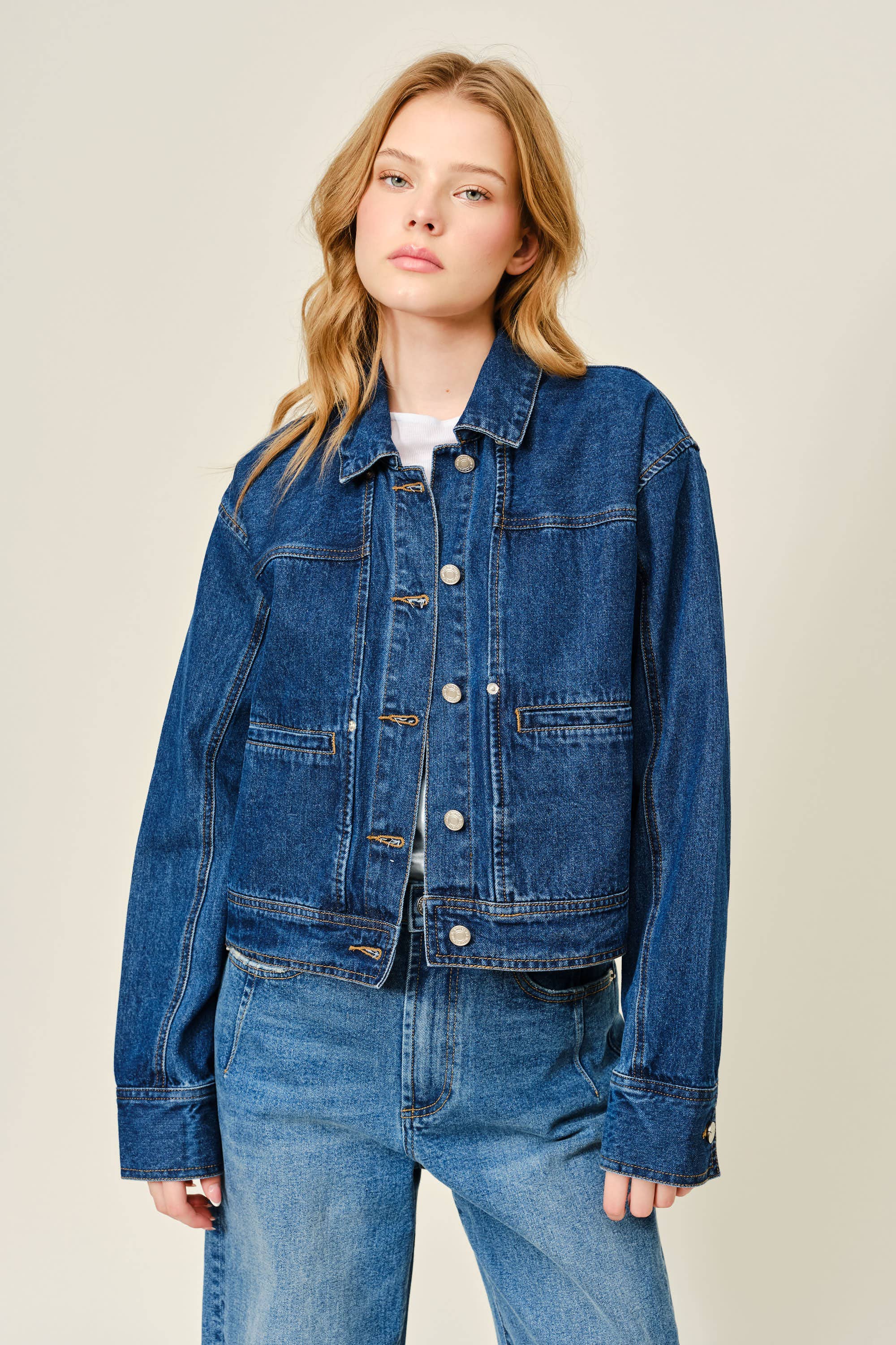 Cape Denim Jacke von Aaron & Amber