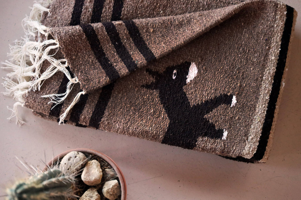 Burro Trails // Handgewebte Decke von Tribe and True