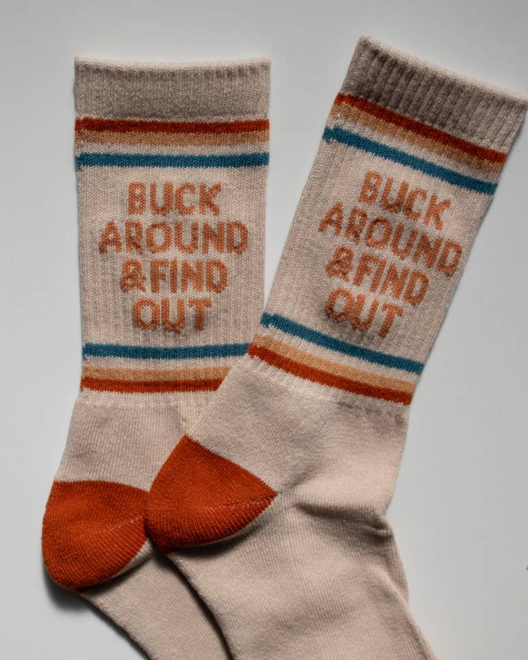 Buck Around und finden Sie Western Socken von Shop Good