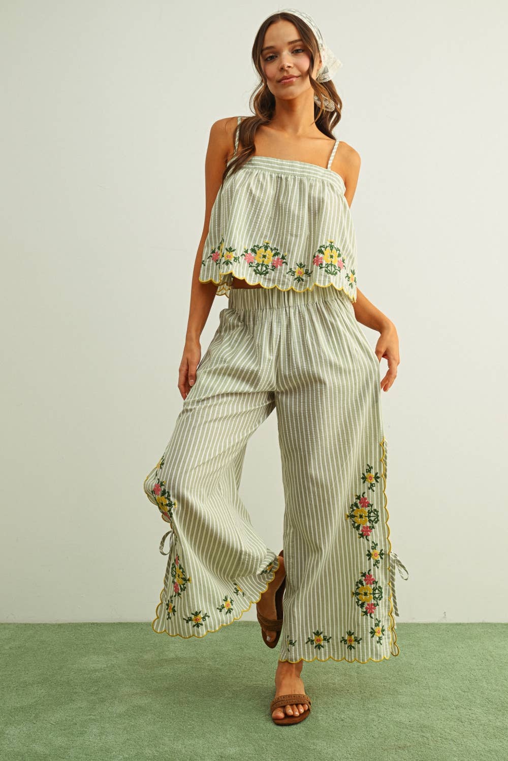 Blumen Stickerei gestreift Top
