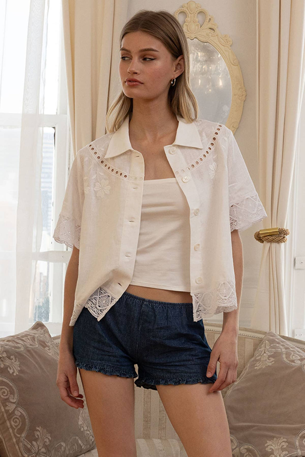 Bestickte Lace Trim Button Blouse